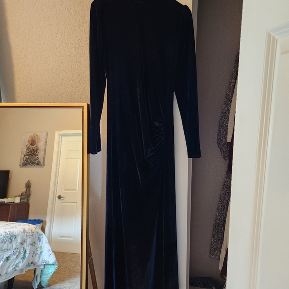 Reformation Moonlight Dress - Picture 2 of 8